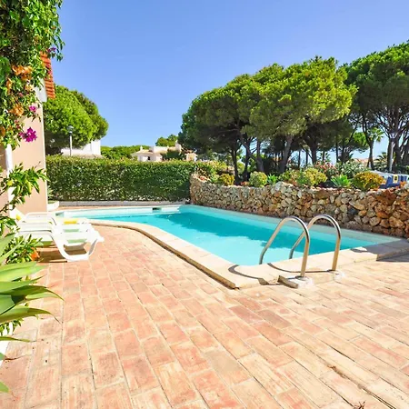 Flores Do Golf Villa Vilamoura